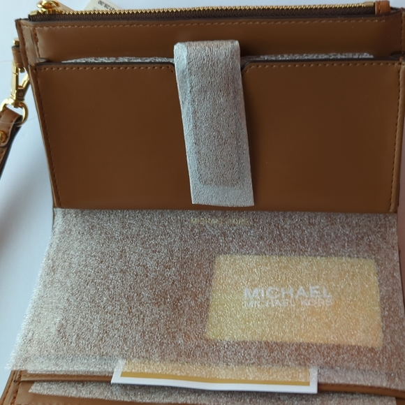 NWT Michael Kors Jet Set Double Zip Wristlet - Picture 4 of 7